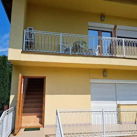 Apartmán Pinter *