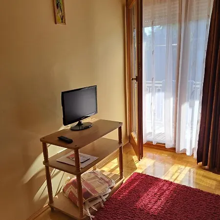 Pinter Apartmán