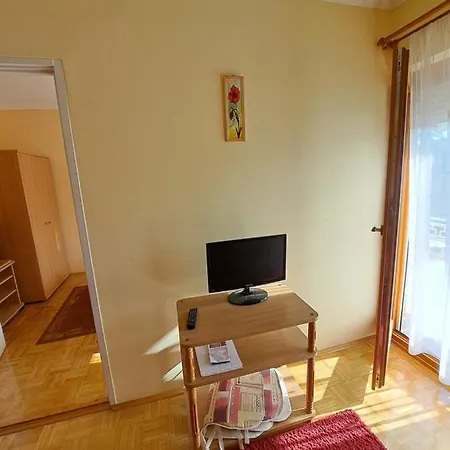 Pinter Apartmán
