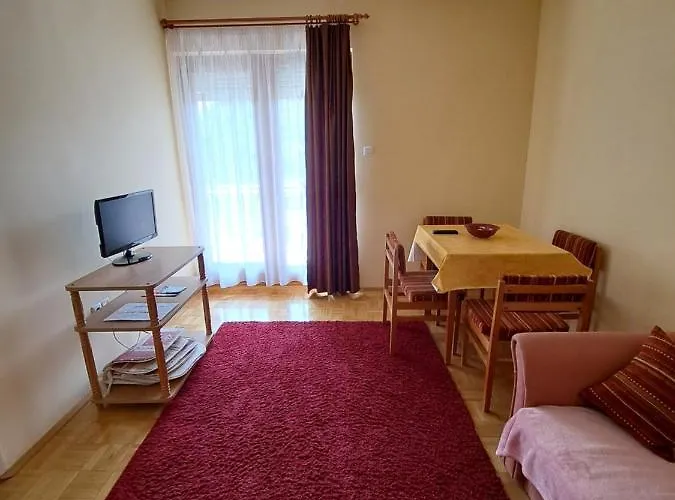 Pinter ザラカロシュ